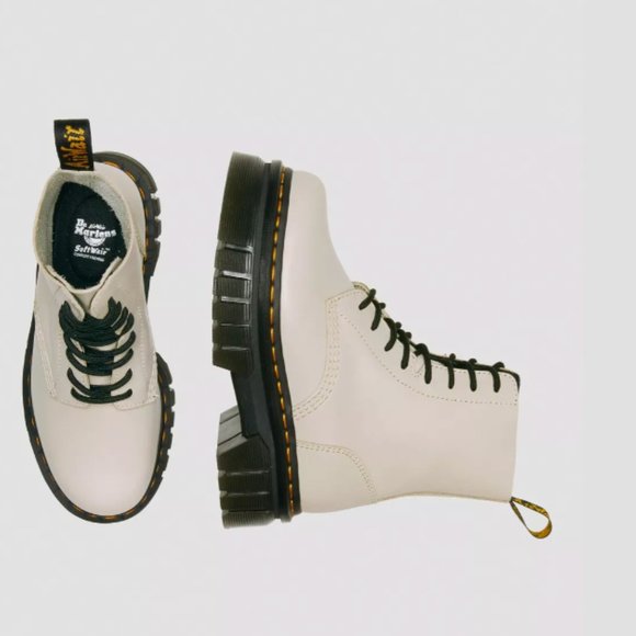 AUDRICK NAPPA LEATHER PLATFORM CHELSEA BOOTS MSRP$220 in Cobble Stone Grey - Picture 5 of 11